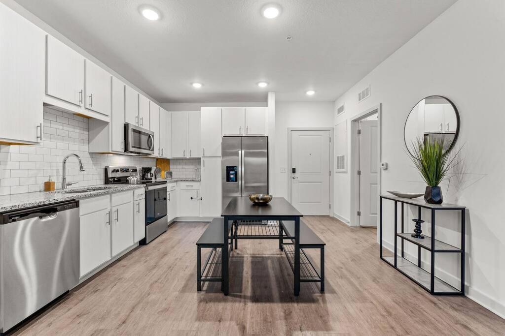Complete Apartment ,10 Min To Parks Pets Allowed, Resort-Style Amenities Orlando Esterno foto